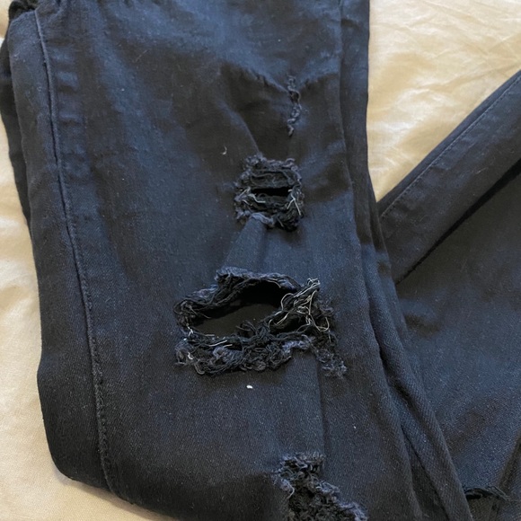 Abercrombie Simone High Rise Distressed Jean - Picture 5 of 16